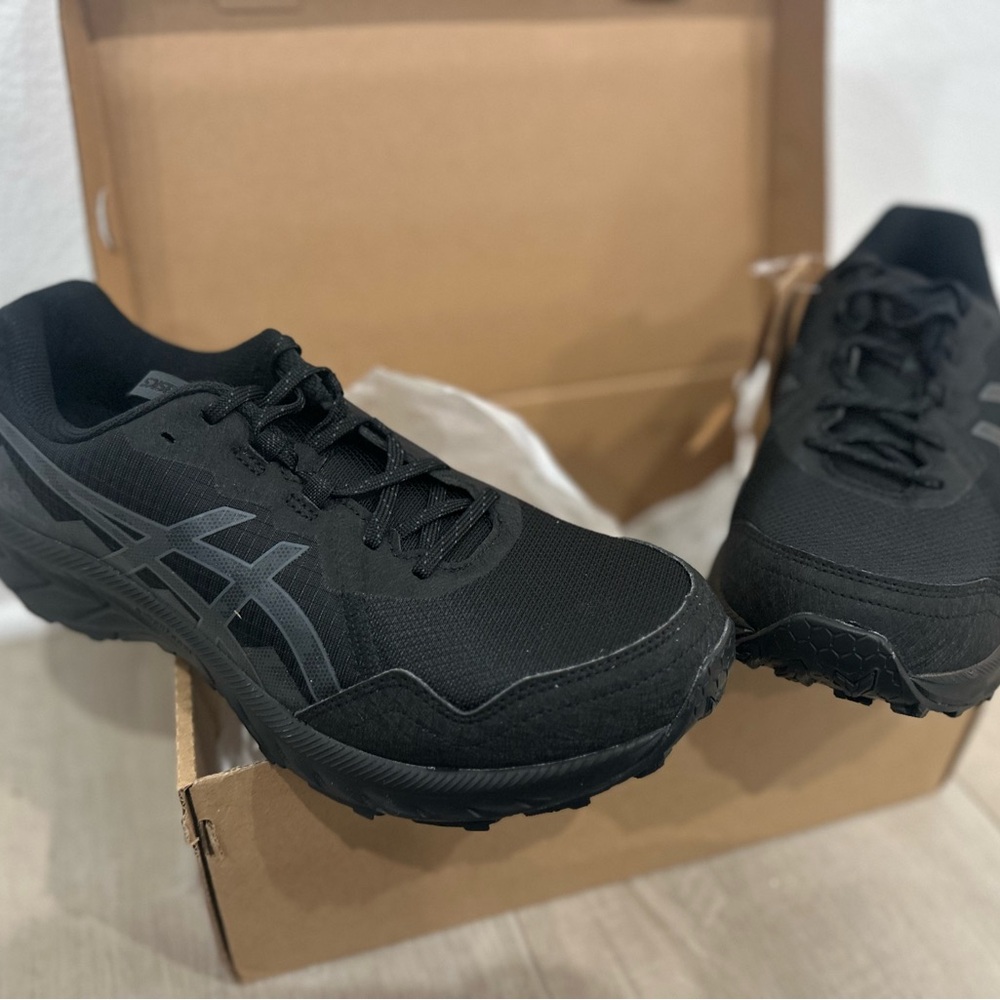 Brand new ASICS Black and Gray Athletic Shoes